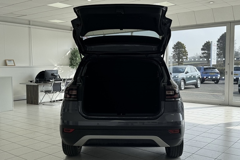 Volkswagen 1.0 TSI Black Edition SUV 5dr Petrol DSG Euro 6 (s/s) (110 ps)