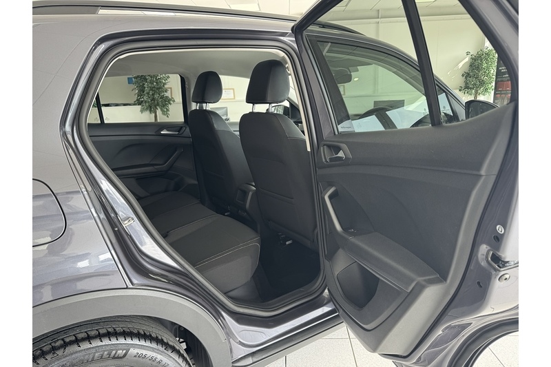 Volkswagen 1.0 TSI Black Edition SUV 5dr Petrol DSG Euro 6 (s/s) (110 ps)