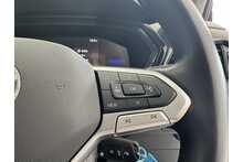 23/73 Volkswagen T-Cross 1.0 TSI Black Edition DSG 110 ps