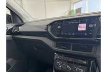 23/73 Volkswagen T-Cross 1.0 TSI Black Edition DSG 110 ps