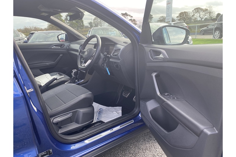 Volkswagen 1.0 TSI R-Line SUV 5dr Petrol DSG Euro 6 (s/s) (110 ps)