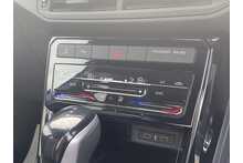 22/72 Volkswagen T-Cross 1.0 TSI R-Line DSG 110 ps