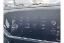 22/72 Volkswagen T-Cross 1.0 TSI R-Line DSG 110 ps