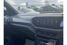 22/72 Volkswagen T-Cross 1.0 TSI R-Line DSG 110 ps