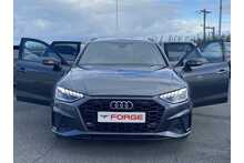 21/21 Audi A4 Avant 2.0 Black Edition Diesel S Tronic 163 ps