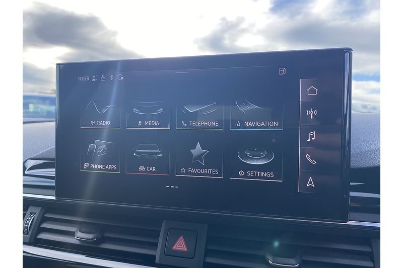 Audi 2.0 TDI 35 Black Edition Estate 5dr Diesel S Tronic Euro 6 (s/s) (163 ps)