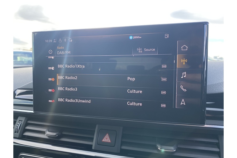 Audi 2.0 TDI 35 Black Edition Estate 5dr Diesel S Tronic Euro 6 (s/s) (163 ps)