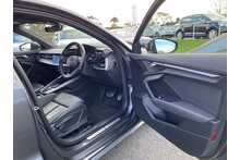 21/21 Audi A3 TFSI 35 S line S Tronic 150 ps