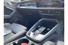21/21 Audi A3 TFSI 35 S line S Tronic 150 ps