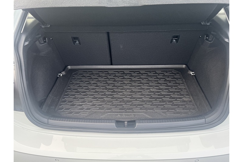 Volkswagen 1.0 TSI Life Hatchback 5dr Petrol Manual Euro 6 (s/s) (95 ps)