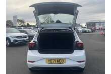 21/71 Volkswagen Polo 1.0 TSI Life Manual 95 ps