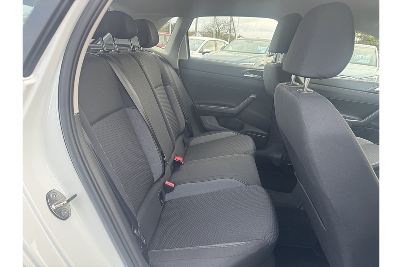 Volkswagen 1.0 TSI Life Hatchback 5dr Petrol Manual Euro 6 (s/s) (95 ps)