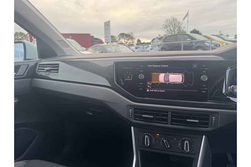 Volkswagen 1.0 TSI Life Hatchback 5dr Petrol Manual Euro 6 (s/s) (95 ps)