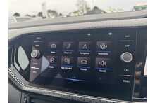 21/21 Volkswagen T-Cross TSI SEL 1.0 DSG 110 ps