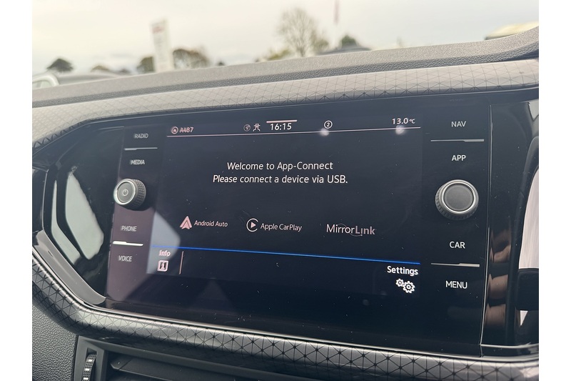 Volkswagen 1.0 TSI SEL SUV 5dr Petrol DSG Euro 6 (s/s) (110 ps)