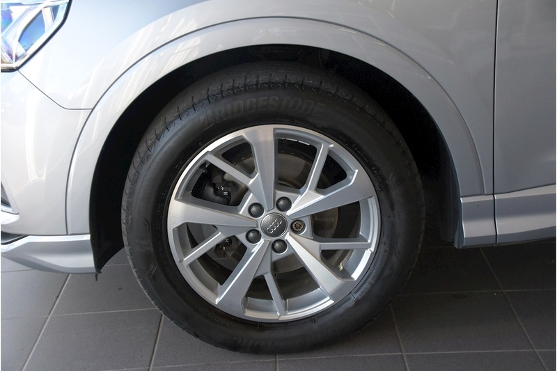 Audi 2.0 TDI 35 Sport SUV 5dr Diesel S Tronic Euro 6 (s/s) (150 ps)