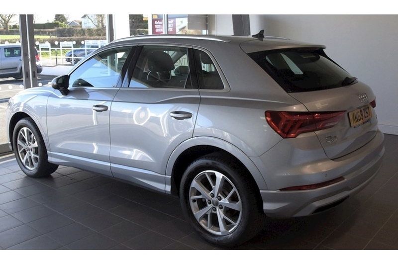 Audi 2.0 TDI 35 Sport SUV 5dr Diesel S Tronic Euro 6 (s/s) (150 ps)