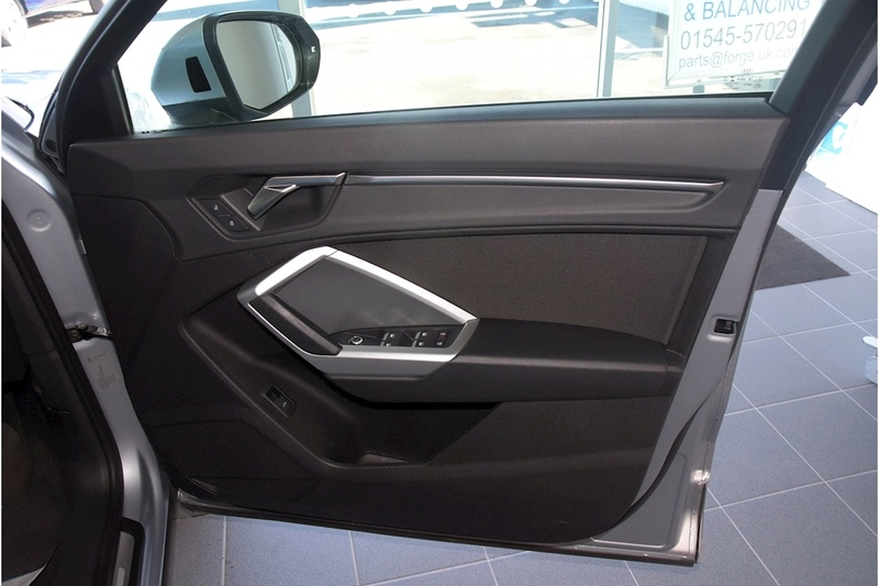 Audi 2.0 TDI 35 Sport SUV 5dr Diesel S Tronic Euro 6 (s/s) (150 ps)