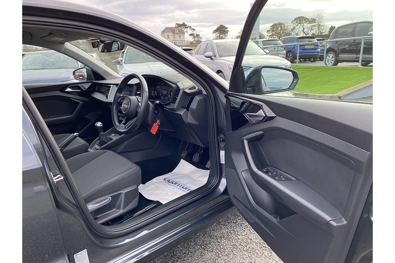 Audi TFSI Technik Hatchback 1.0 Manual Petrol