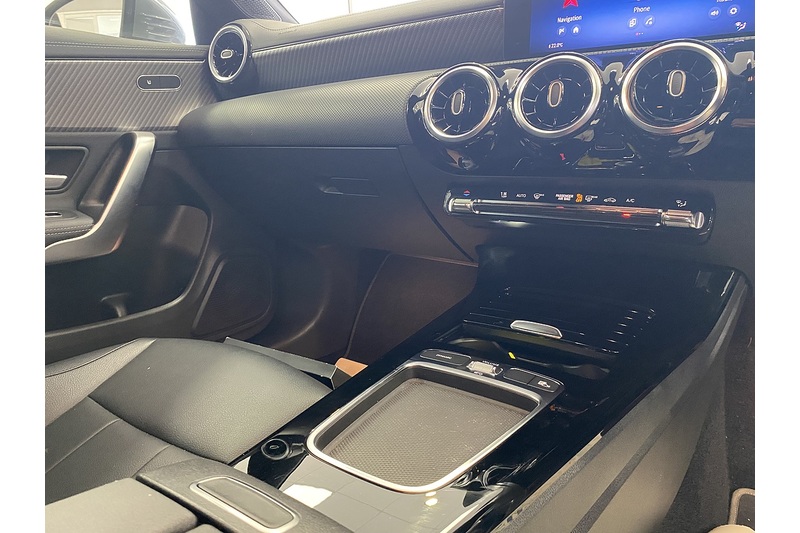 Mercedes-Benz 1.3 CLA180h MHEV Sport (Executive) Shooting Brake 5dr Petrol Hybrid 7G-DCT Euro 6 (s/s) (150 ps)