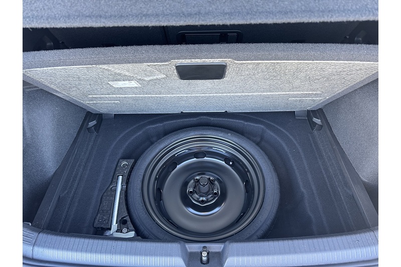 Volkswagen 2.0 TDI GTD Hatchback 5dr Diesel DSG Euro 6 (s/s) (200 ps)