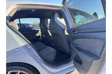 23/73 Volkswagen Golf 2.0 TDI GTD DSG 200 PS