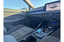 23/73 Volkswagen Golf 2.0 TDI GTD DSG 200 PS