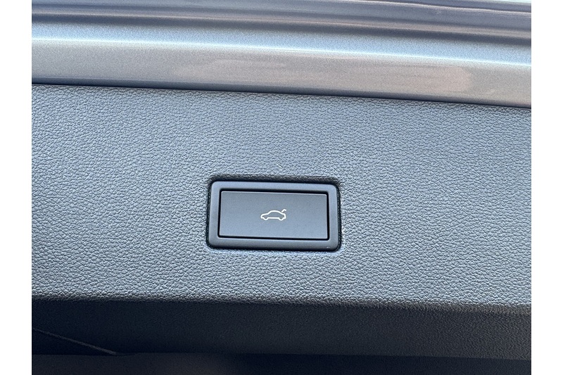 Volkswagen Black Edition Tsi Edition Plus DSG 1.5 5dr Hatchback Automatic Petrol