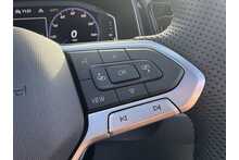 25/75 Volkswagen T-Roc TSI Black Edition Plus DSG 150 PS