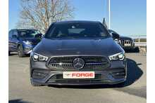 22/72 Mercedes-Benz CLA220d AMG Line Shooting Brake Diesel DCT 190 ps