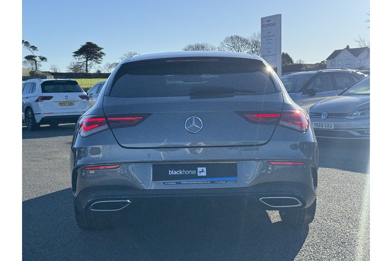 Mercedes-Benz 2.0 CLA220d AMG Line (Premium) Shooting Brake 5dr Diesel 8G-DCT Euro 6 (s/s) (190 ps)
