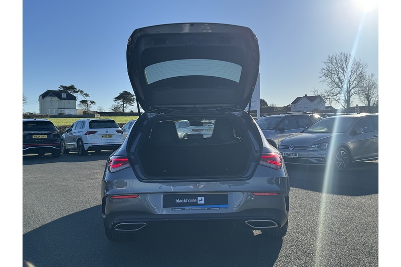 Mercedes-Benz 2.0 CLA220d AMG Line (Premium) Shooting Brake 5dr Diesel 8G-DCT Euro 6 (s/s) (190 ps)