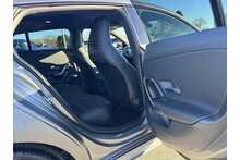 22/72 Mercedes-Benz CLA220d AMG Line Shooting Brake Diesel DCT 190 ps