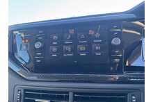 25/74 Volkswagen Polo 1.0 TSI Match Hatchback