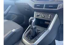 25/74 Volkswagen Polo 1.0 TSI Match Hatchback