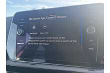 24/74 Volkswagen T-Cross TSI R-Line DSG 115PS