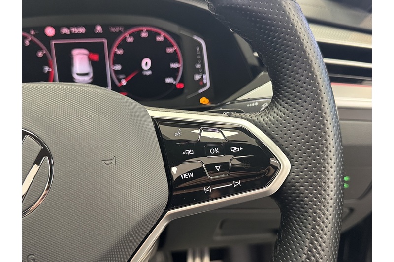 Volkswagen 2.0 TSI R-Line Shooting Brake 5dr Petrol DSG Euro 6 (s/s) (190 ps)