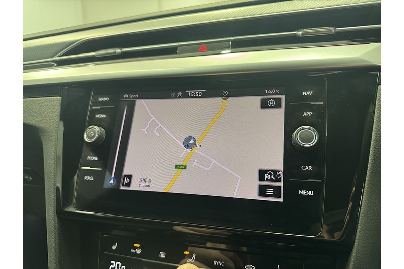 Volkswagen 2.0 TSI R-Line Shooting Brake 5dr Petrol DSG Euro 6 (s/s) (190 ps)