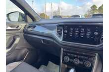 21/21 Volkswagen T-Roc 1.5 TSI GPF EVO R-Line DSG 150 ps