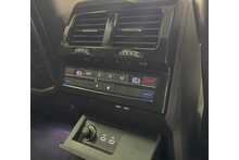 23/73 Volkswagen Touareg TDI V6 R-Line Tech Plus