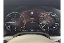 23/73 Volkswagen Touareg TDI V6 R-Line Tech Plus