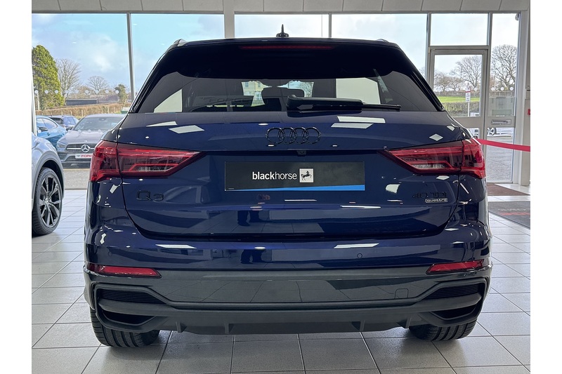 Audi 2.0 TDI 40 Black Edition SUV 5dr Diesel S Tronic quattro Euro 6 (s/s) (193 ps)