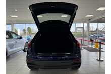 25/25 Audi Q3 Black Edition Quattro 2.0 TDI S Tronic  193PS SUV