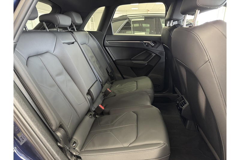 Audi 2.0 TDI 40 Black Edition SUV 5dr Diesel S Tronic quattro Euro 6 (s/s) (193 ps)