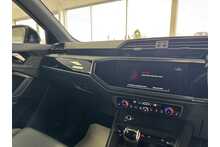 25/25 Audi Q3 Black Edition Quattro 2.0 TDI S Tronic  193PS SUV