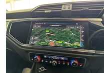 25/25 Audi Q3 Black Edition Quattro 2.0 TDI S Tronic  193PS SUV