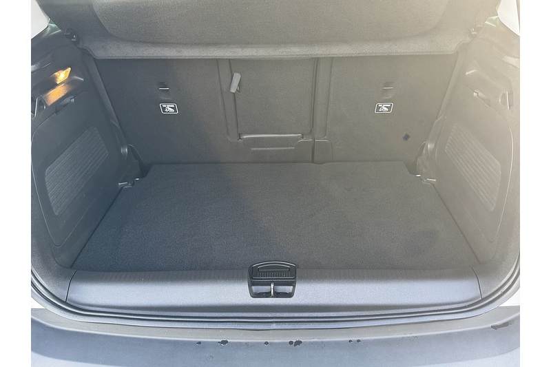 Vauxhall 1.2 Turbo Ultimate SUV 5dr Petrol Manual Euro 6 (s/s) (110 ps)