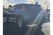 21/71 Audi Q5 2.0 TFSI S line SUV Petrol S Tronic quattro 265 ps