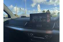 21/71 Audi Q5 2.0 TFSI S line SUV Petrol S Tronic quattro 265 ps