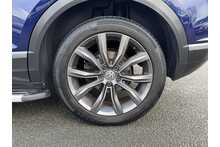 18/68 Volkswagen T-Roc 2.0 TDI SEL SUV Manual 4Motion 150 ps